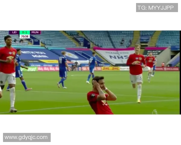 足球明星赛场庆祝动作引热议摸胡子成新风潮吸引众多目光