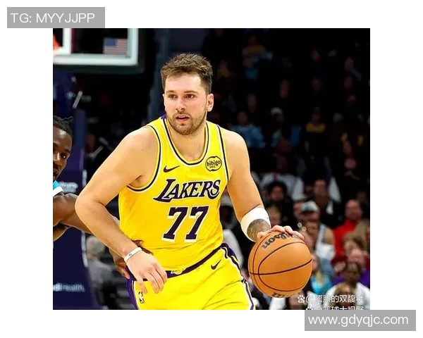 湖人对阵黄蜂精彩对决12月16日直播全程回顾与分析